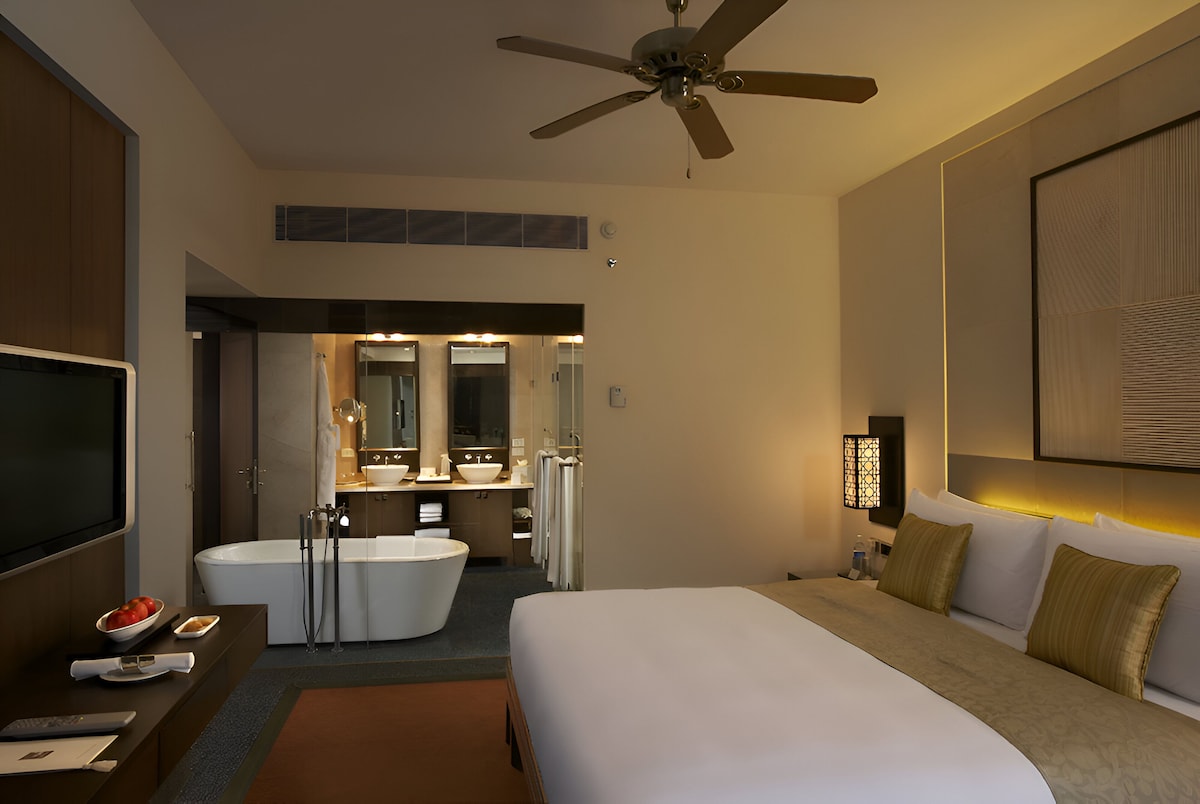 Club Suite (Royal Club)