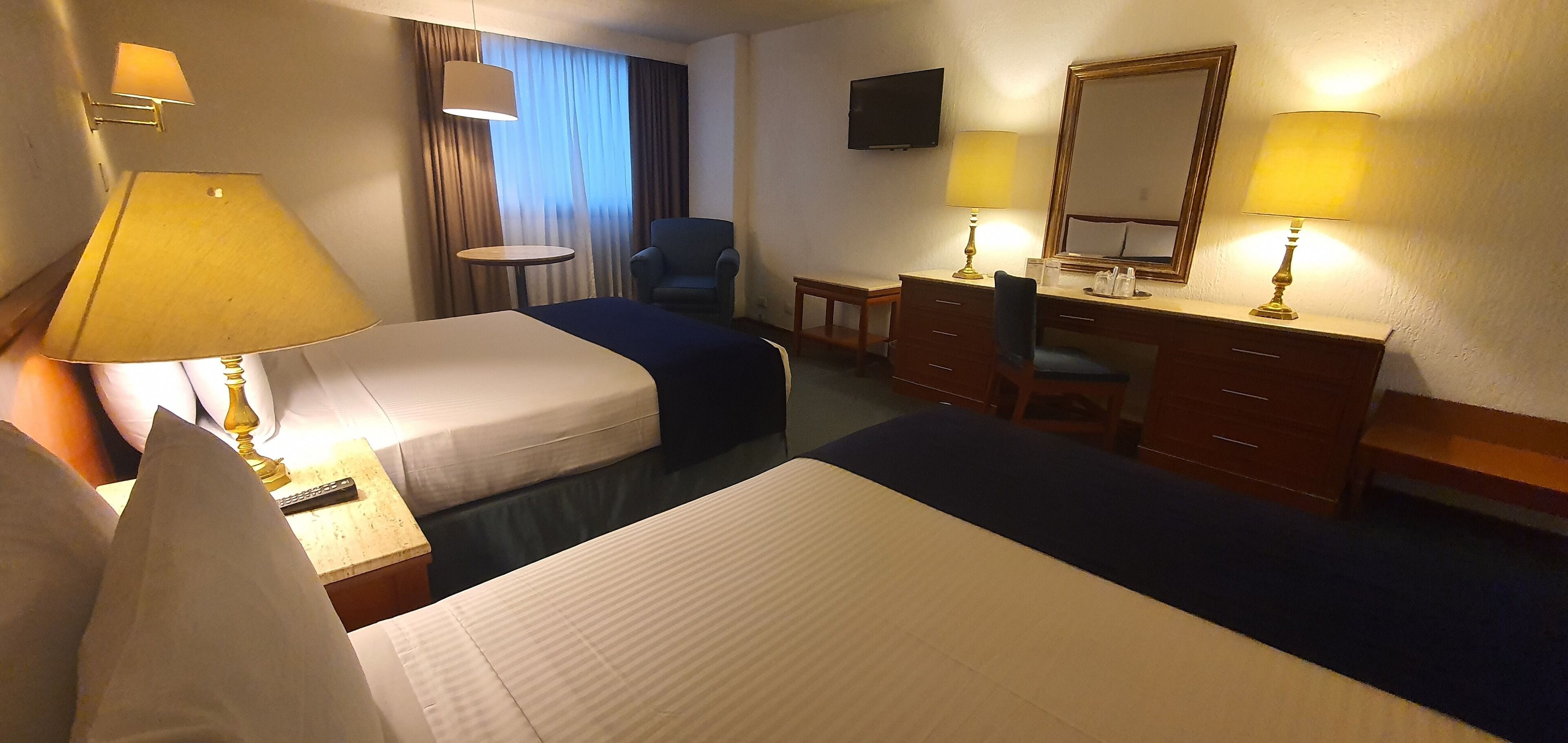 junior room | 1 bedroom, in-room safe, desk, blackout curtains