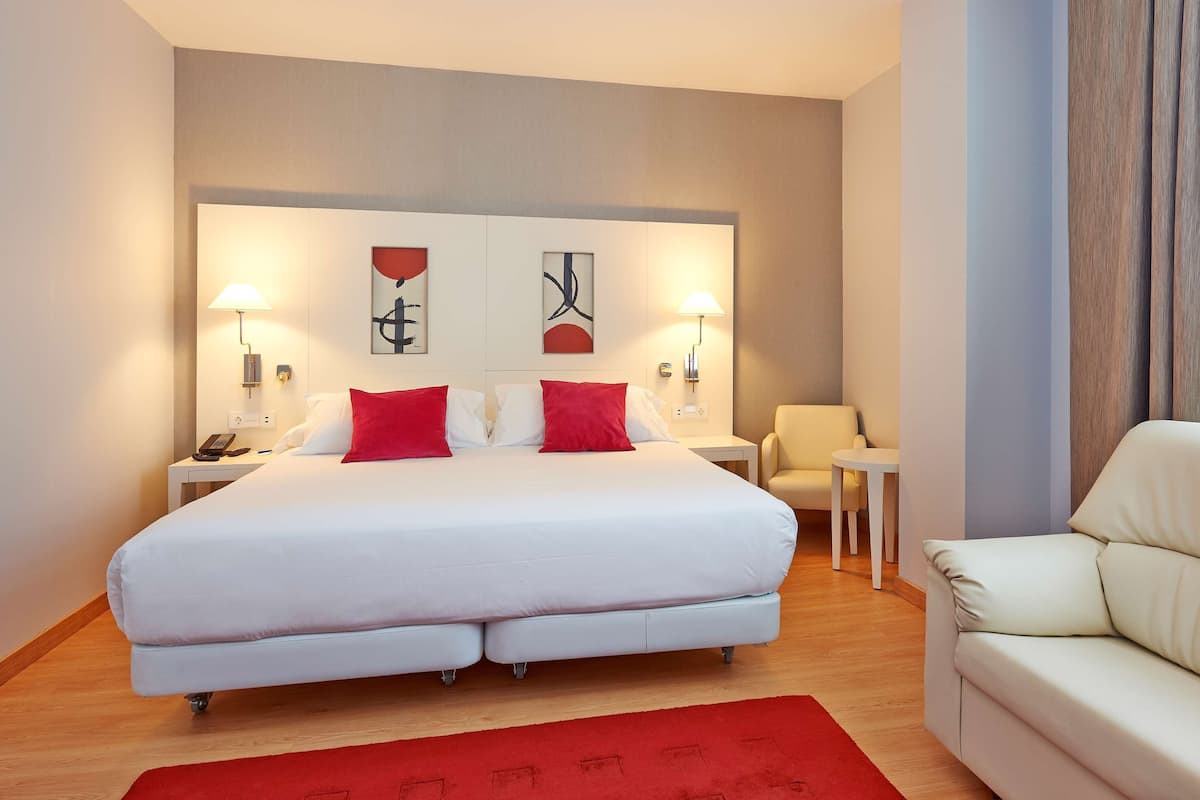 Superior Room | Premium bedding, minibar, in-room safe, desk
