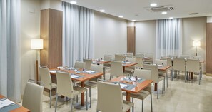 Restaurant - NH Valencia Las Ciencias Hotel (Valencia)