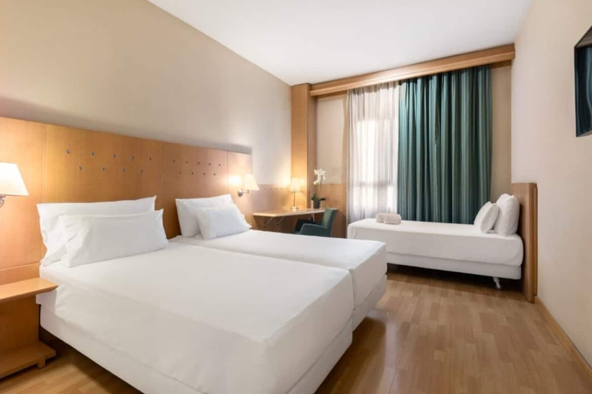 Minibar, in-room safe, desk, blackout drapes
