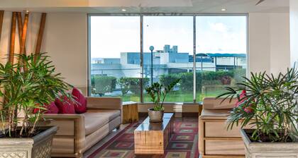 Oceanview Hotel & Residences