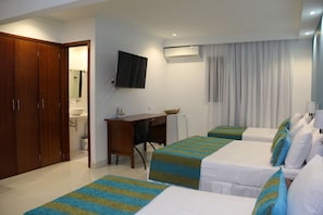 Hypo-allergenic bedding, minibar, in-room safe, desk