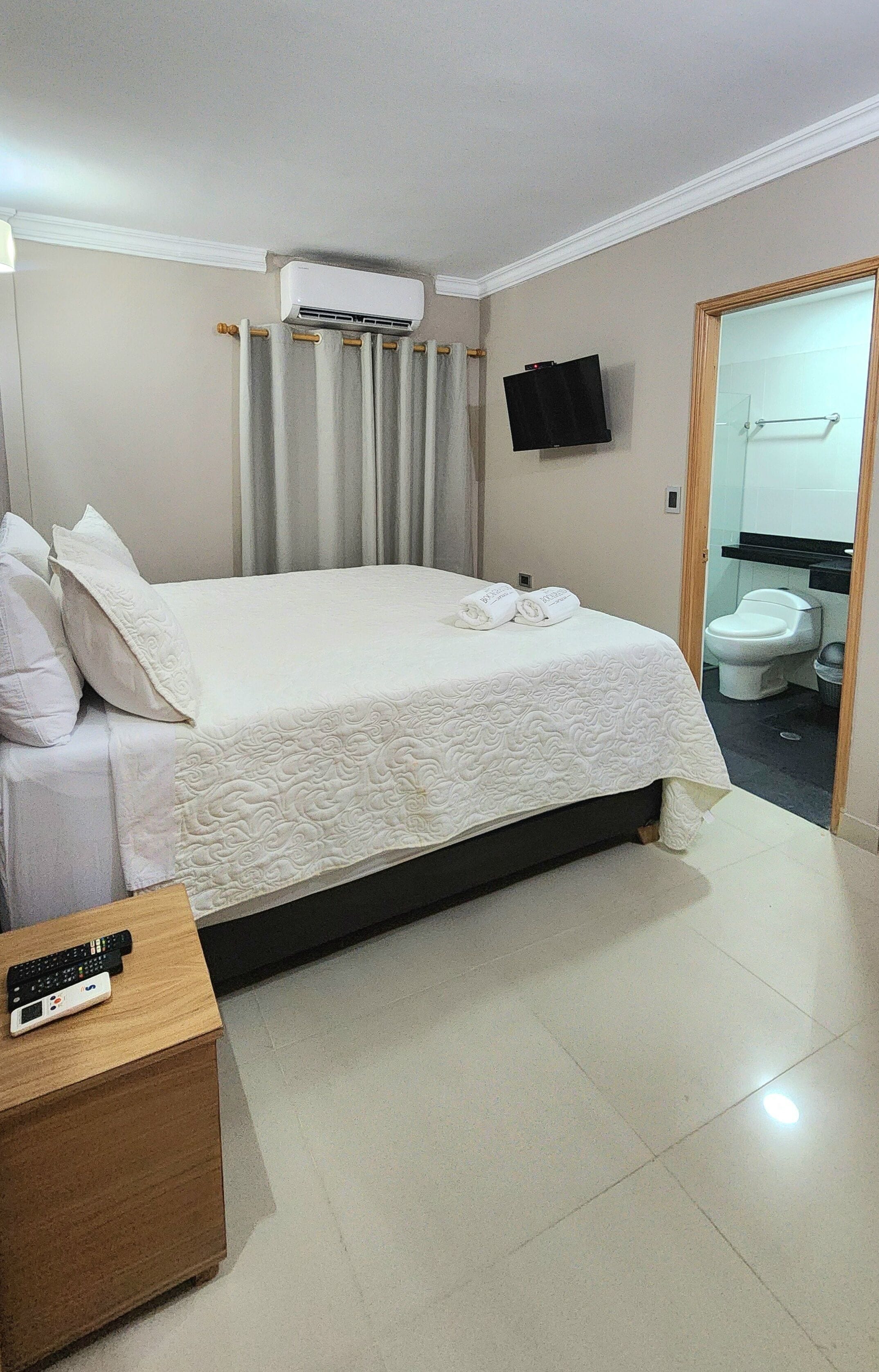 Standard Double Room, 1 Double Bed | Hypo-allergenic bedding, minibar, in-room safe, desk