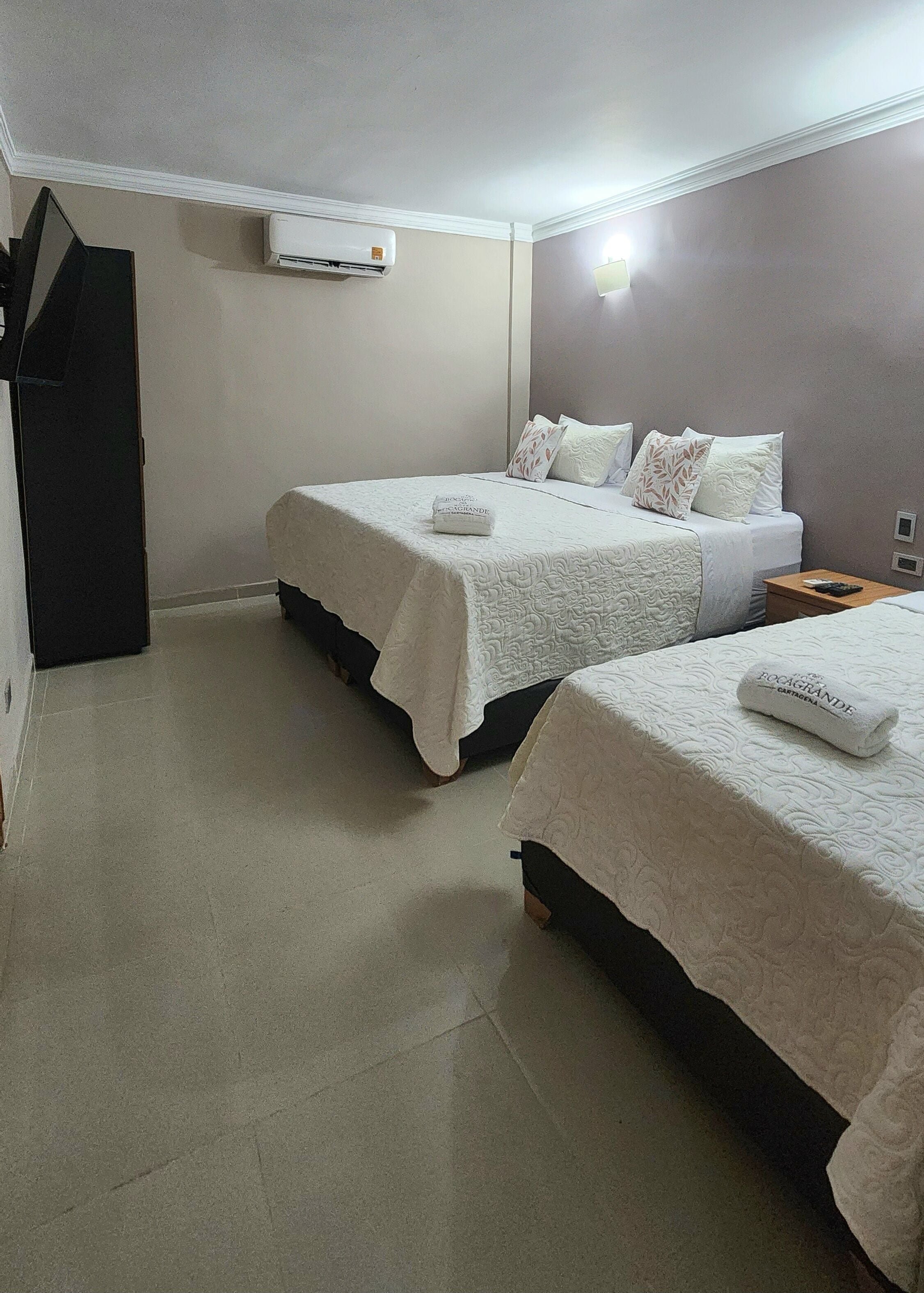 Standard Triple Room | Hypo-allergenic bedding, minibar, in-room safe, desk