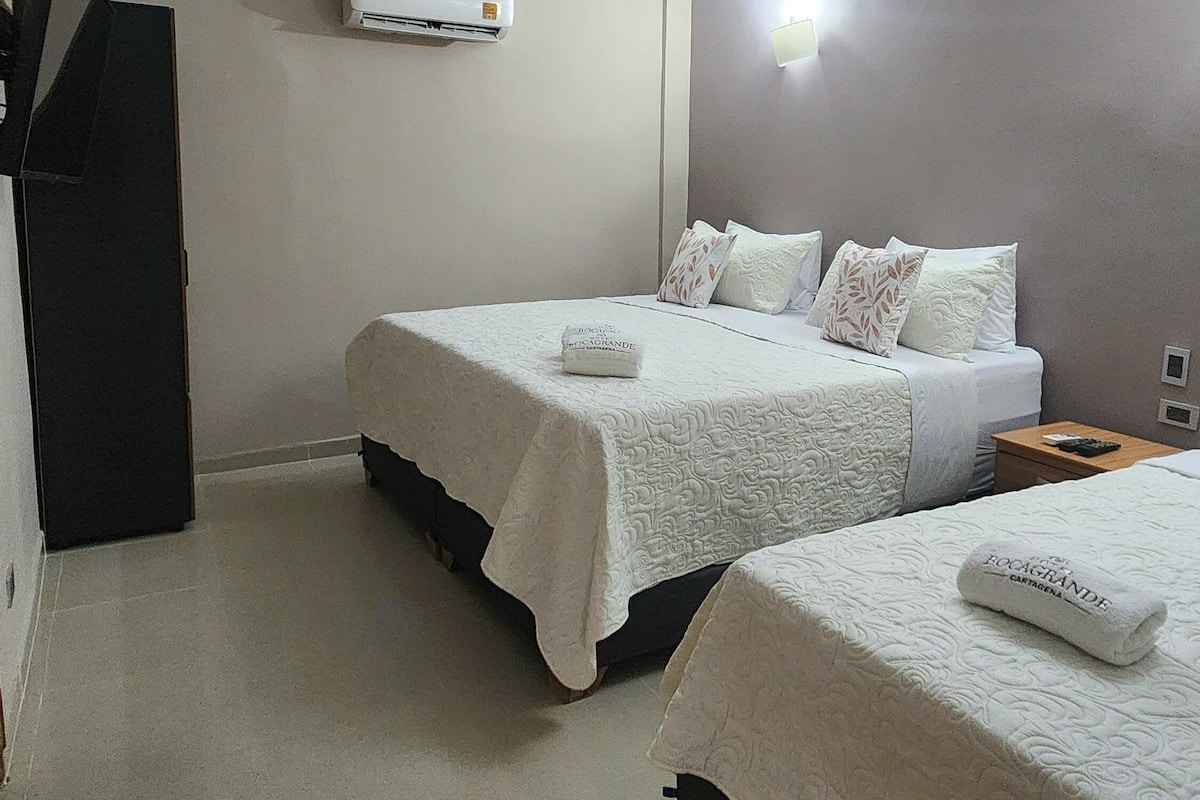 Standard Triple Room | Hypo-allergenic bedding, minibar, in-room safe, desk