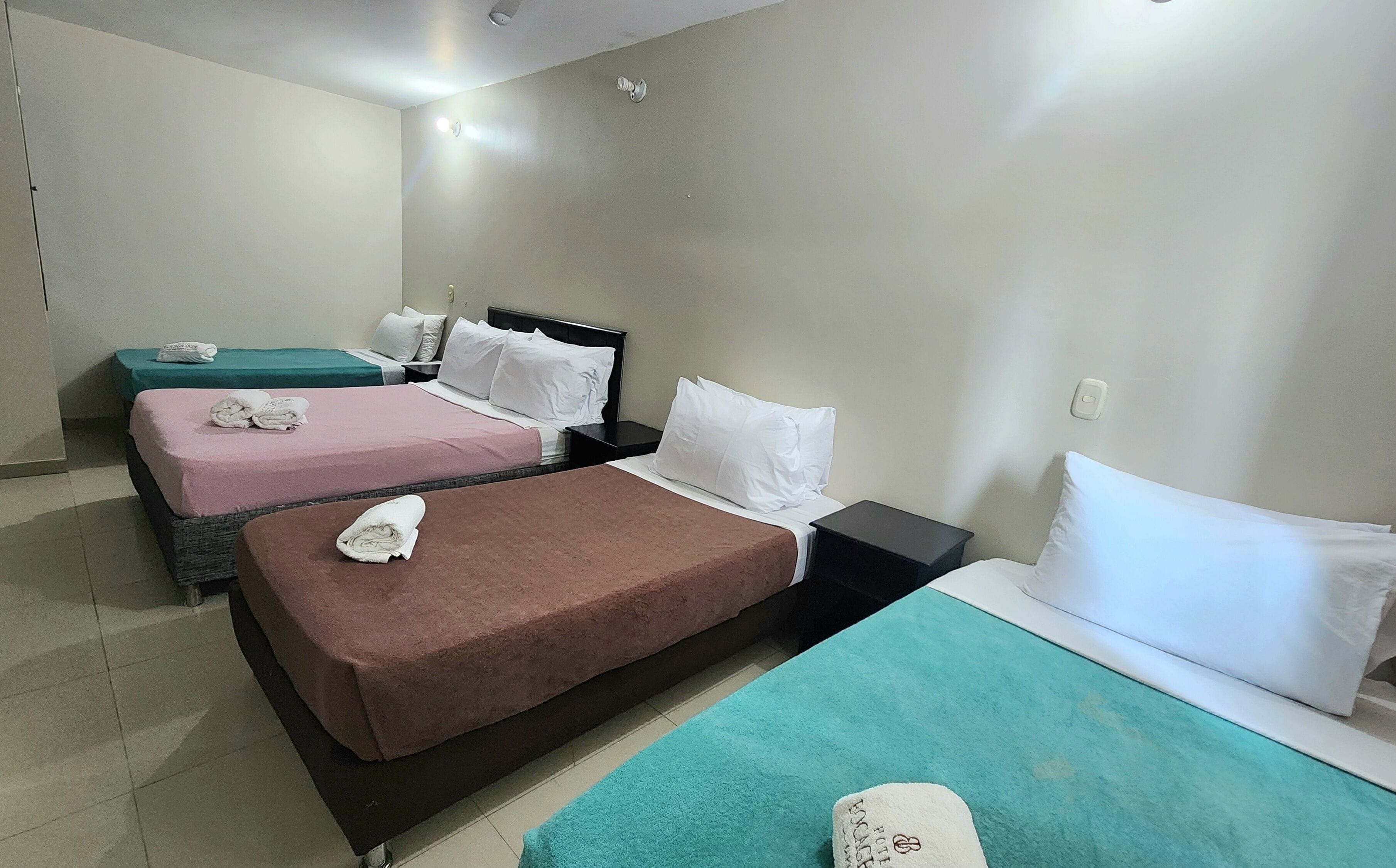 Standard Quintuple Room, Multiple Beds | Hypo-allergenic bedding, minibar, in-room safe, desk