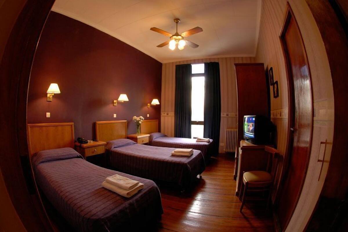 Triple Room, 3 Single Beds