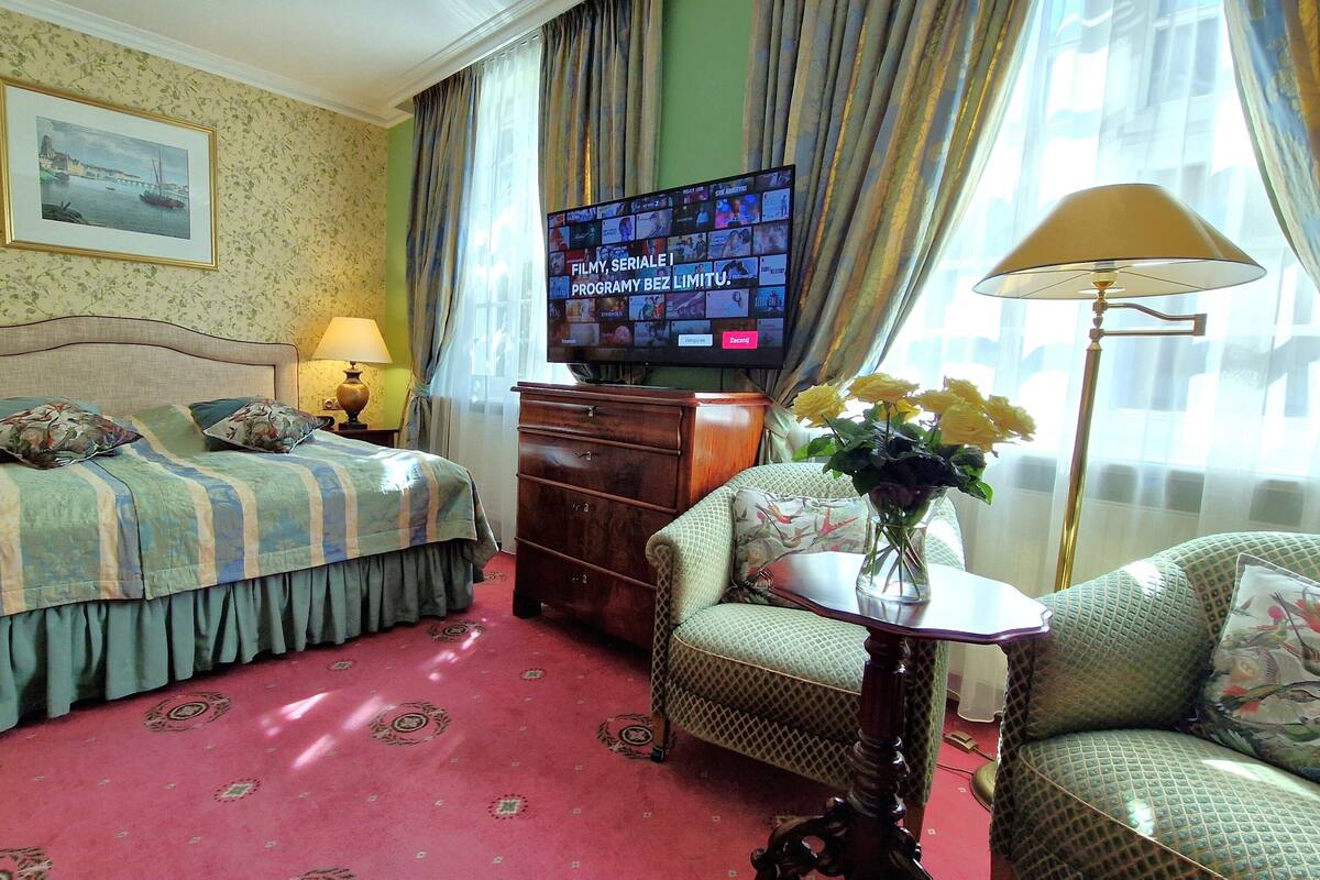 1 bedroom, minibar, in-room safe, individually decorated