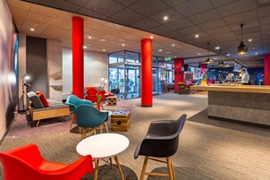 Sala de estar en el lobby