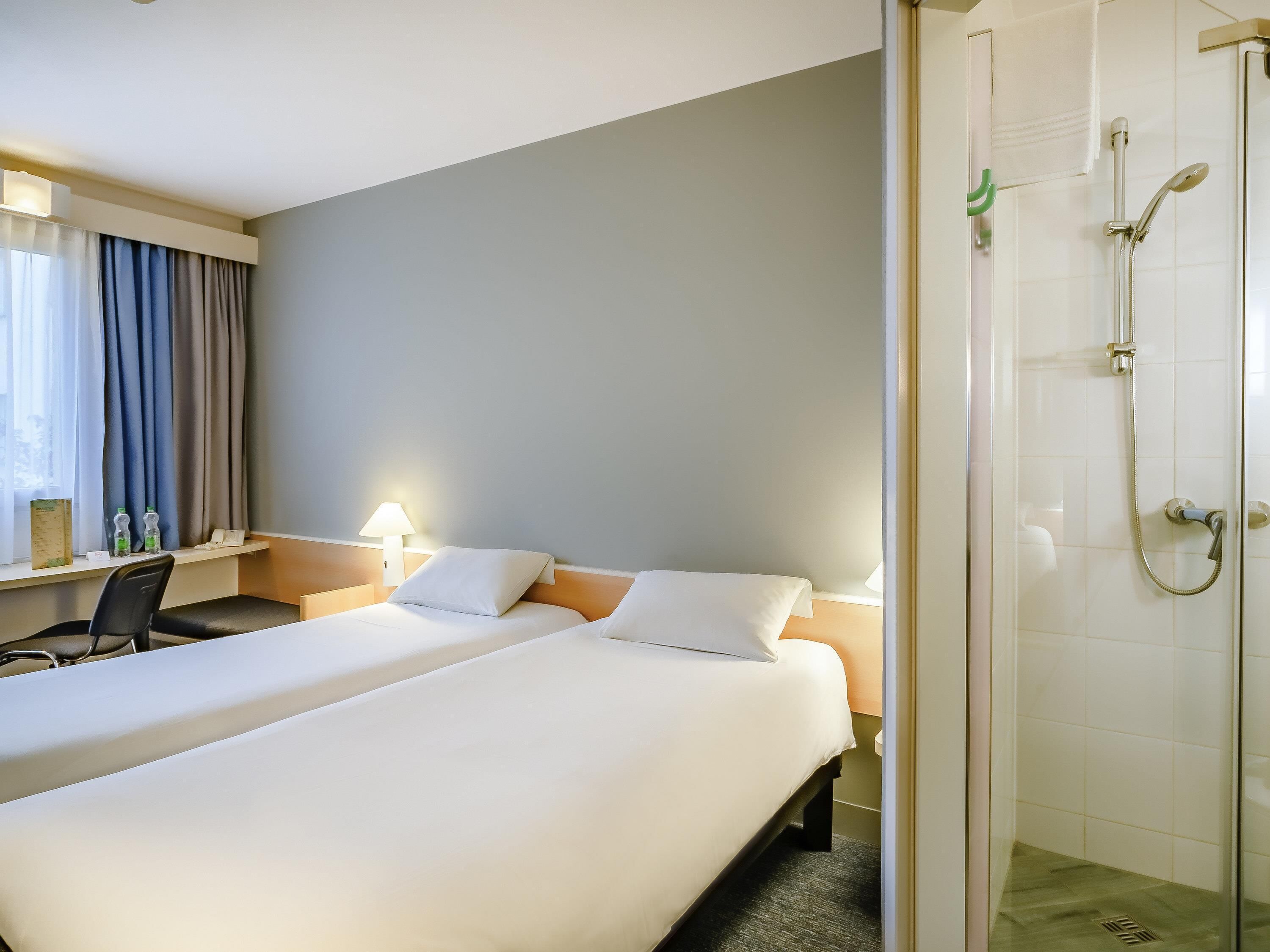 Standard Twin Room, 2 Twin Beds | In-room safe, desk, free cribs/infant beds, free WiFi