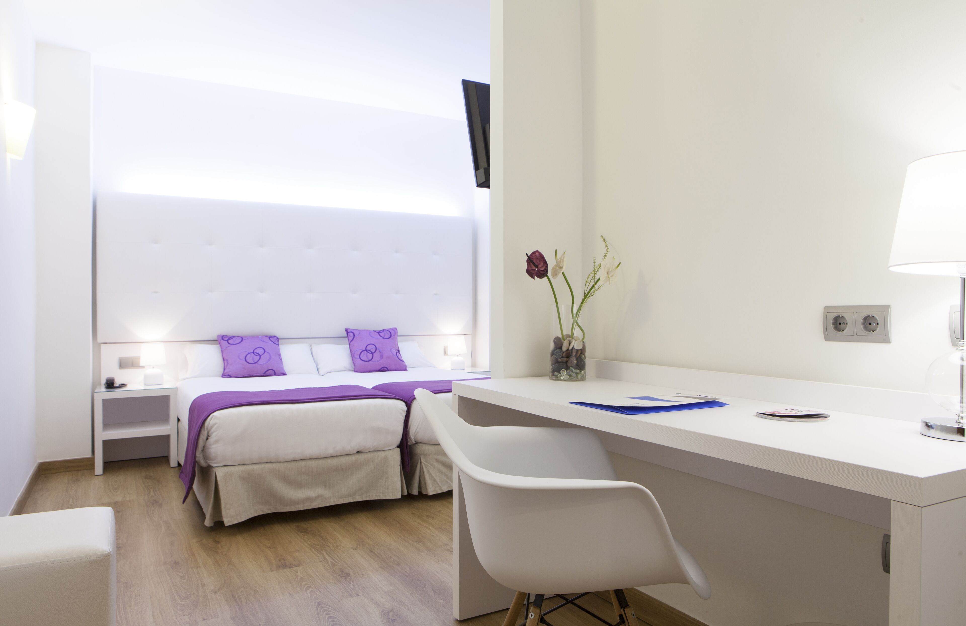 In-room safe, desk, iron/ironing board, free WiFi