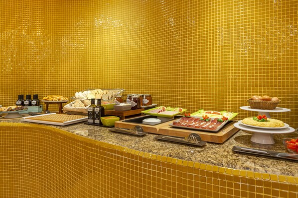 Daily buffet breakfast (EUR 13 per person)