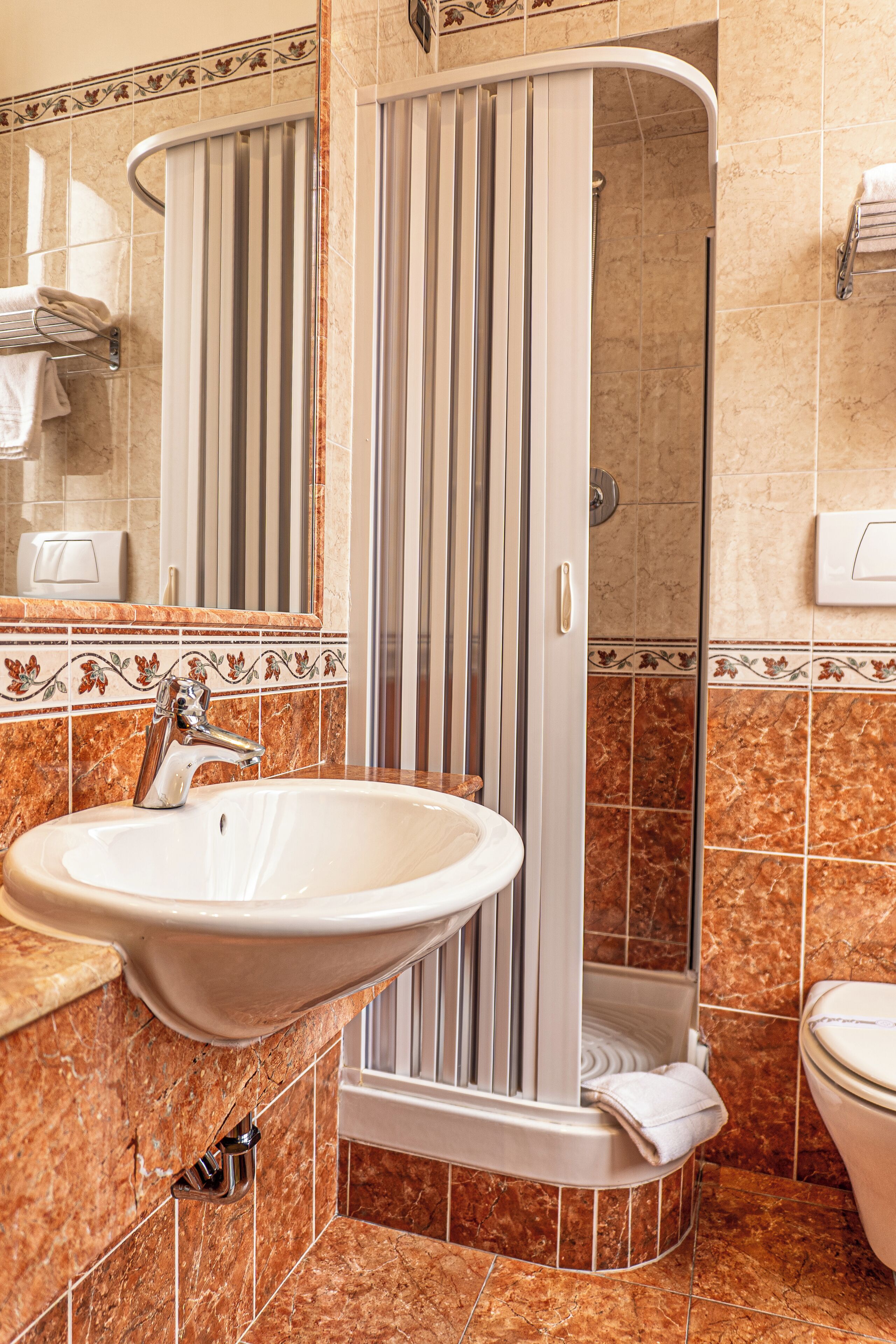 shower, bidet, towels