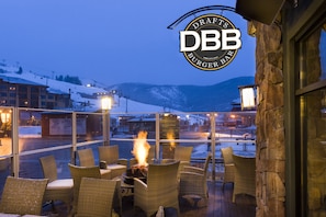 3 Restaurants, Mittagessen, Abendessen, amerikanische Küche