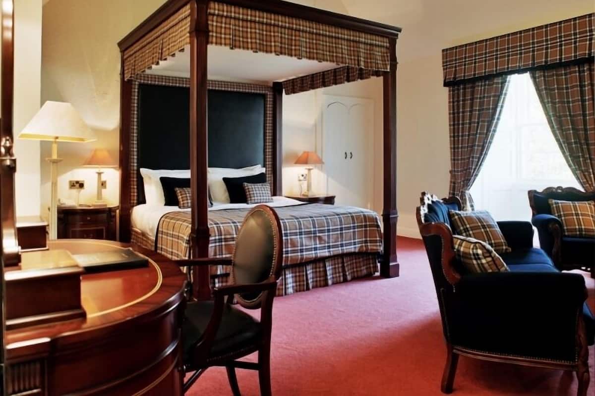 Desk, soundproofing, iron/ironing board, free cribs/infant beds