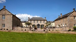 Terrace/patio - Airth Castle Hotel & Spa (Falkirk)