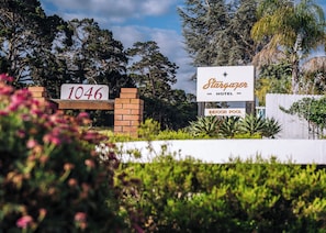 Exterior detail - Stargazer Hotel (Monterey)