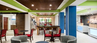 Holiday Inn Express Hillsville by IHG