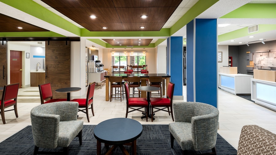 Holiday Inn Express Hillsville by IHG