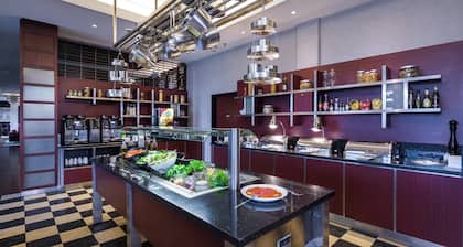 Courtyard by Marriott Amsterdam Airport