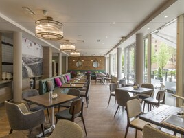 Se sirven desayunos, almuerzos, cenas y brunch