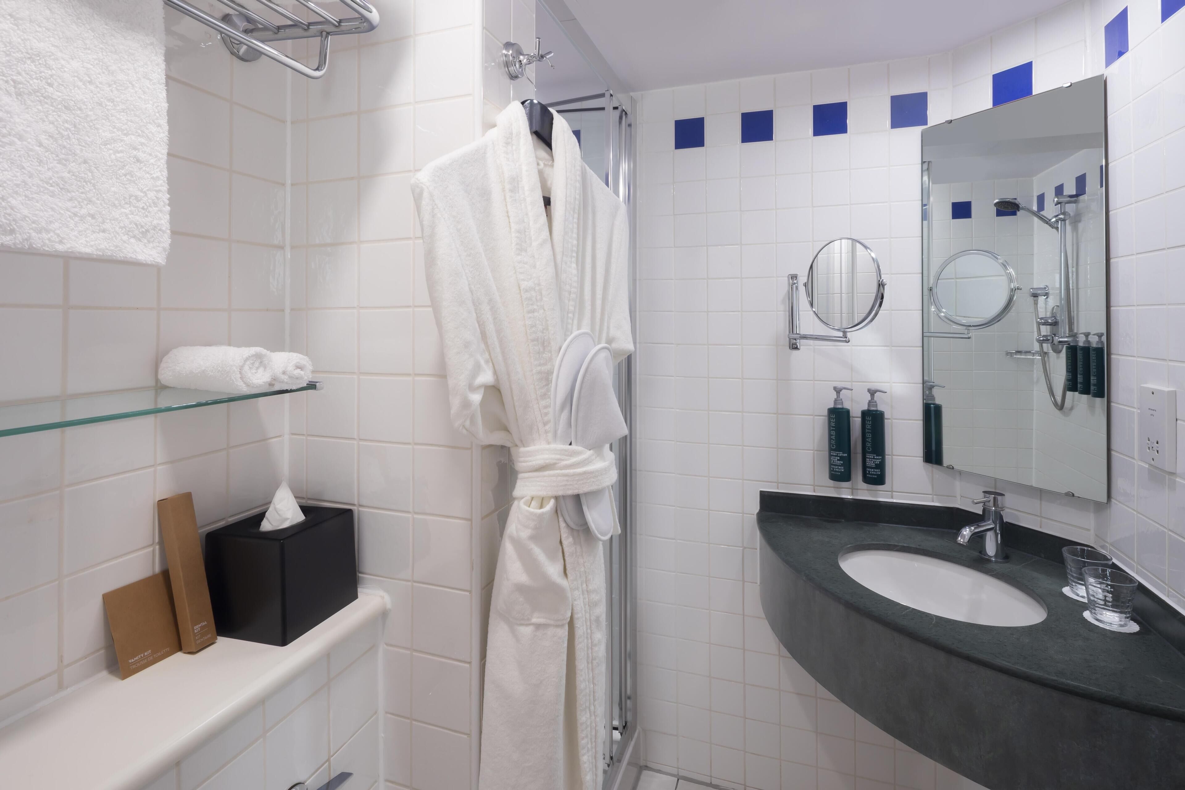 Photo - Hilton Garden Inn Bristol City Centre