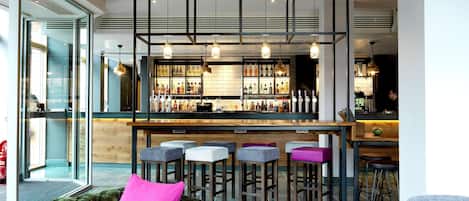 Breakfast, lunch and dinner served