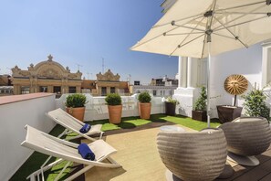 Deluxe Room, Terrace, City View