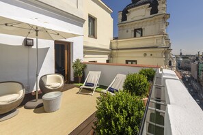 Deluxe Room, Terrace, City View | View from room