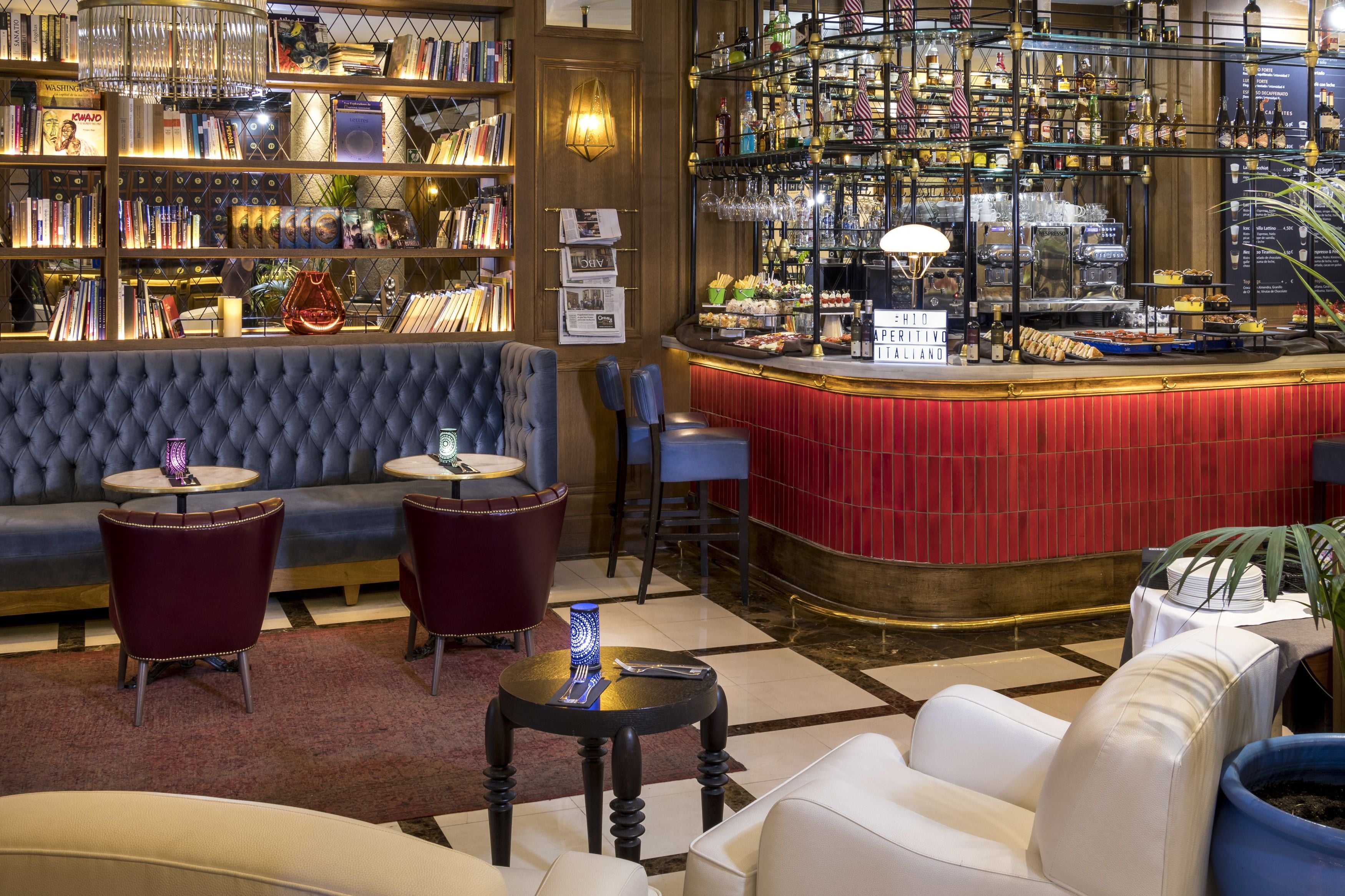 ランチ、ディナーに営業 (地中海料理)