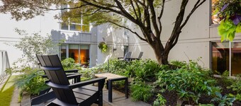 OPUS Hotel Vancouver