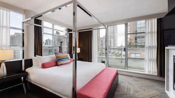 Signature Suite (OPUS) | Egyptian cotton sheets, premium bedding, down comforters, pillowtop beds