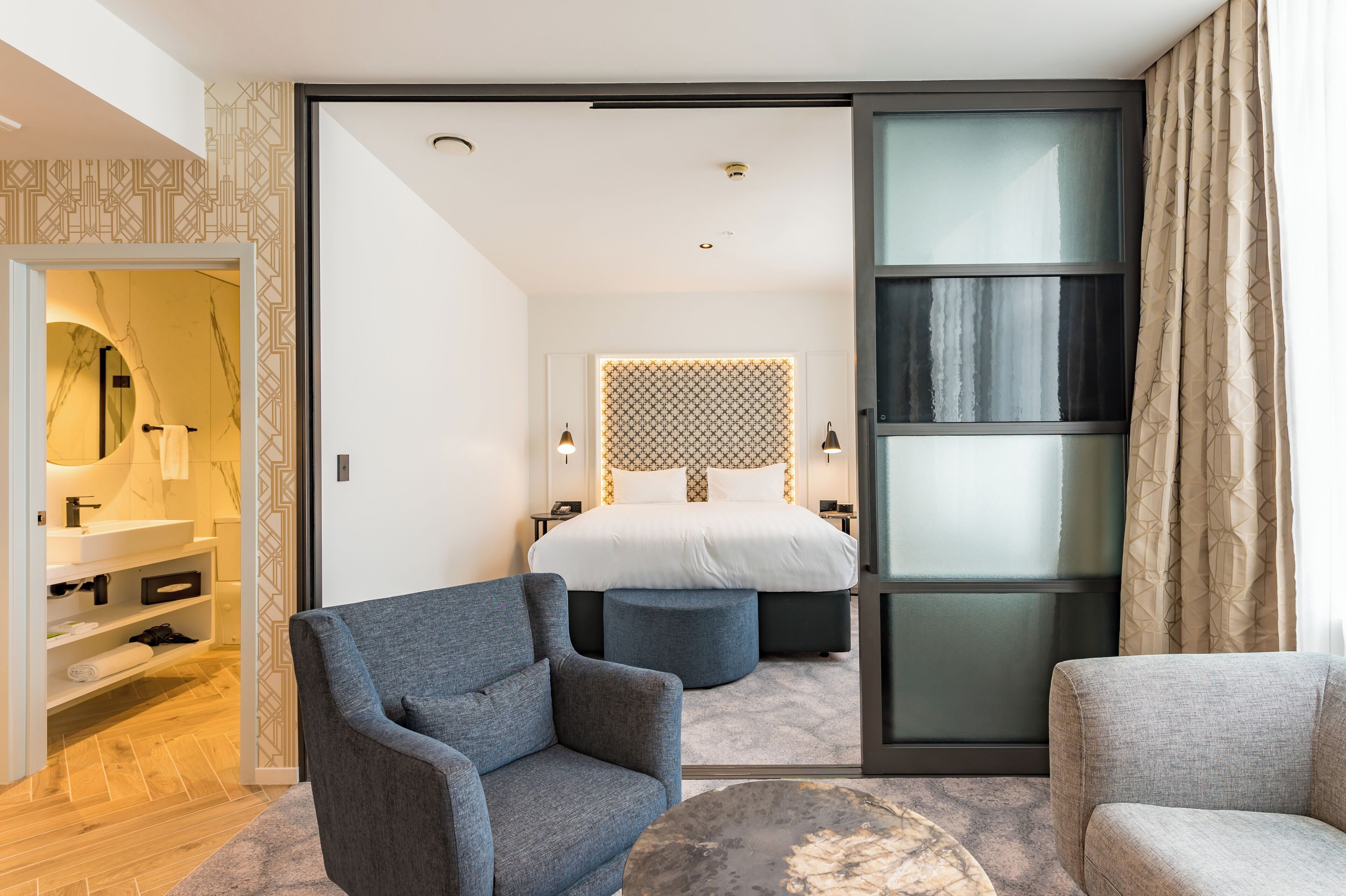 junior suite, 1 king bed | premium bedding, minibar, in-room safe, iron/ironing board