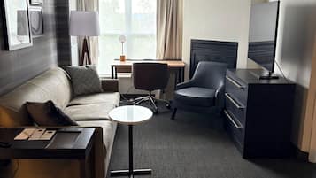 In-room safe, desk, iron/ironing board, free cots/infant beds