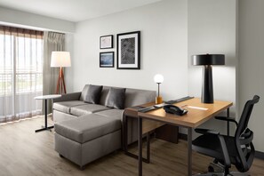 Studio, 1 King Bed with Sofa bed | Living area