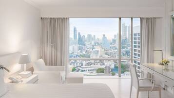 Premium bedding, in-room safe, desk, soundproofing