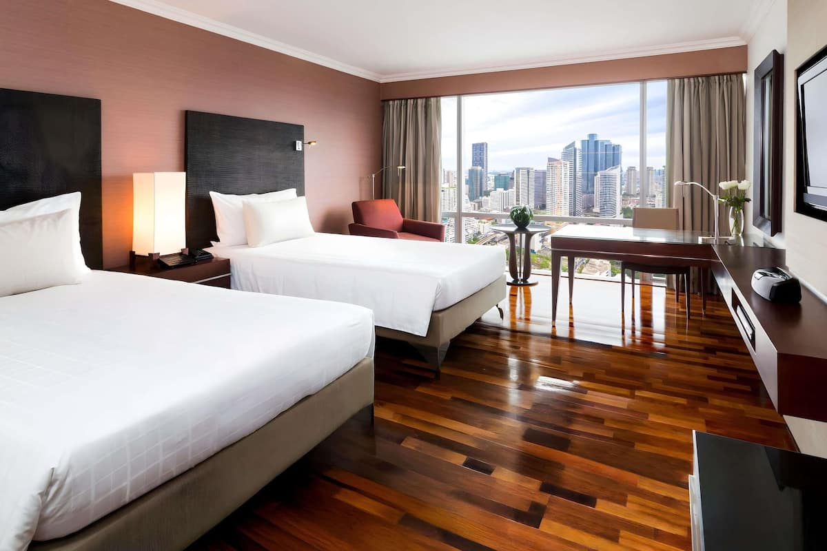 Premium bedding, in-room safe, desk, soundproofing