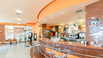 Snack bar