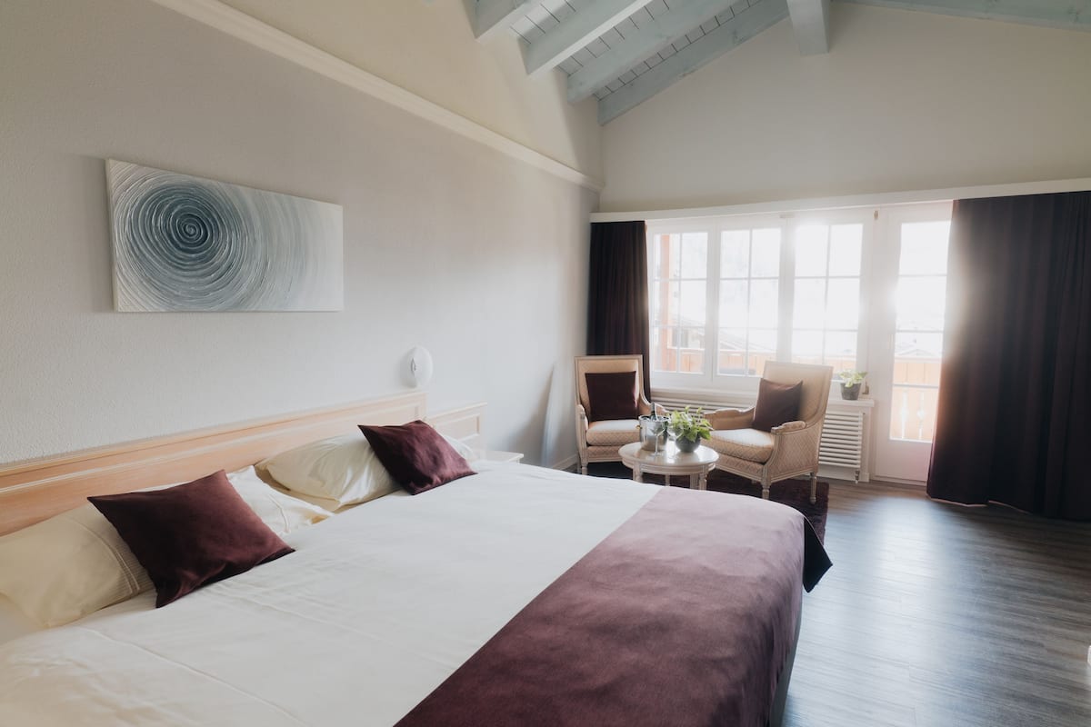 Superior Double Room, Balcony, Mountain View | 1 bedroom, hypo-allergenic bedding, minibar, in-room safe