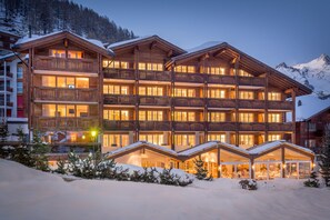 Exterior - Hotel Schweizerhof Gourmet & Spa (Saas-Fee)