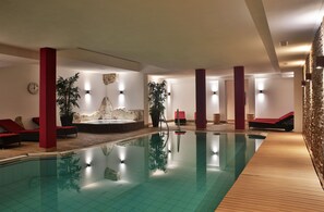 Indendørs pool, liggestole