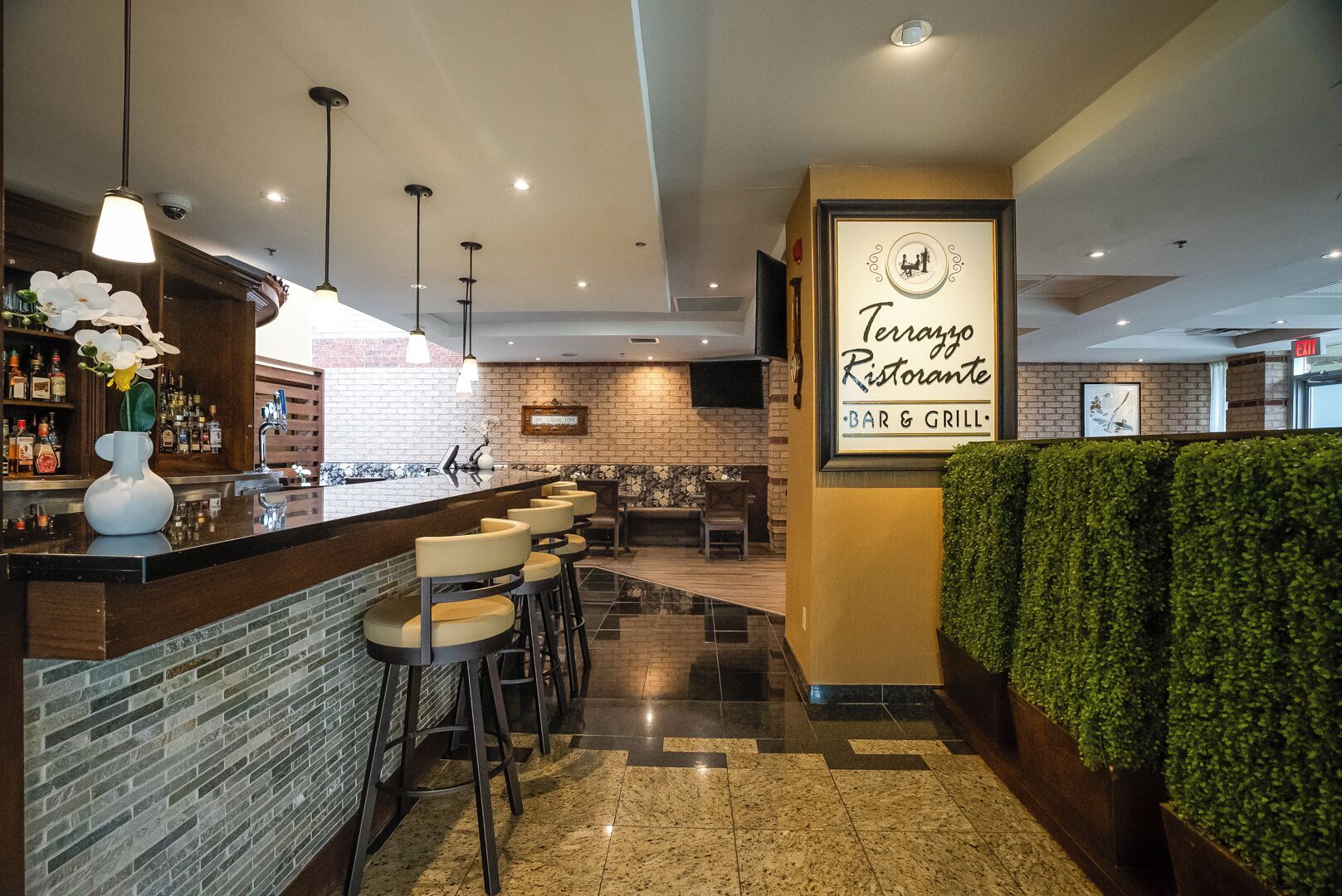 Foto - Monte Carlo Inn Airport Suites