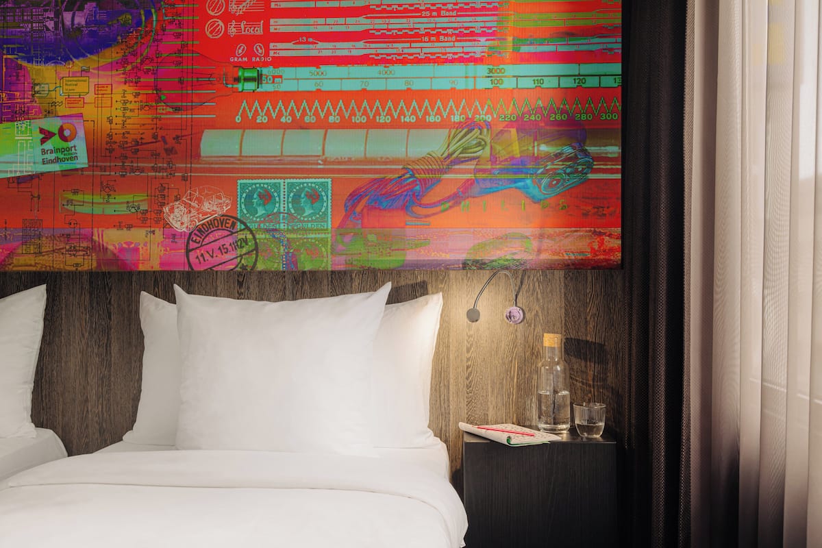 Chambre Confort, 2 lits une place | Literie de qualité supérieure, coffres-forts dans les chambres, bureau