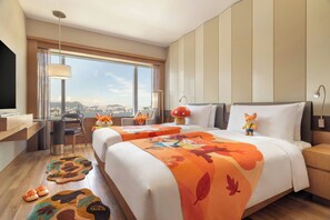 Premium bedding, minibar, in-room safe, desk