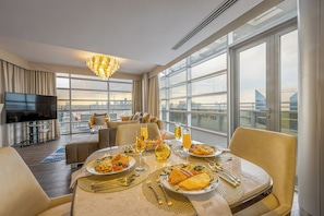 Golden Grand Suite Waterfront with Terrace, with Hermes Amenities & Jacuzzi | In-room dining