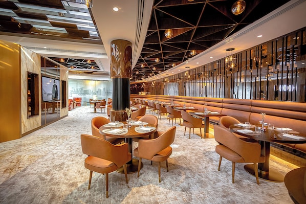 Rooftop bar, poolside views, open daily
