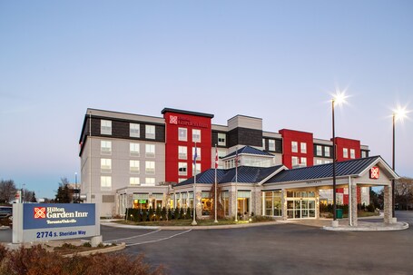 Hilton Garden Inn Toronto Oakville - Image 2