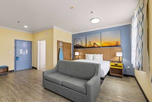 Desk, iron/ironing board, rollaway beds, WiFi