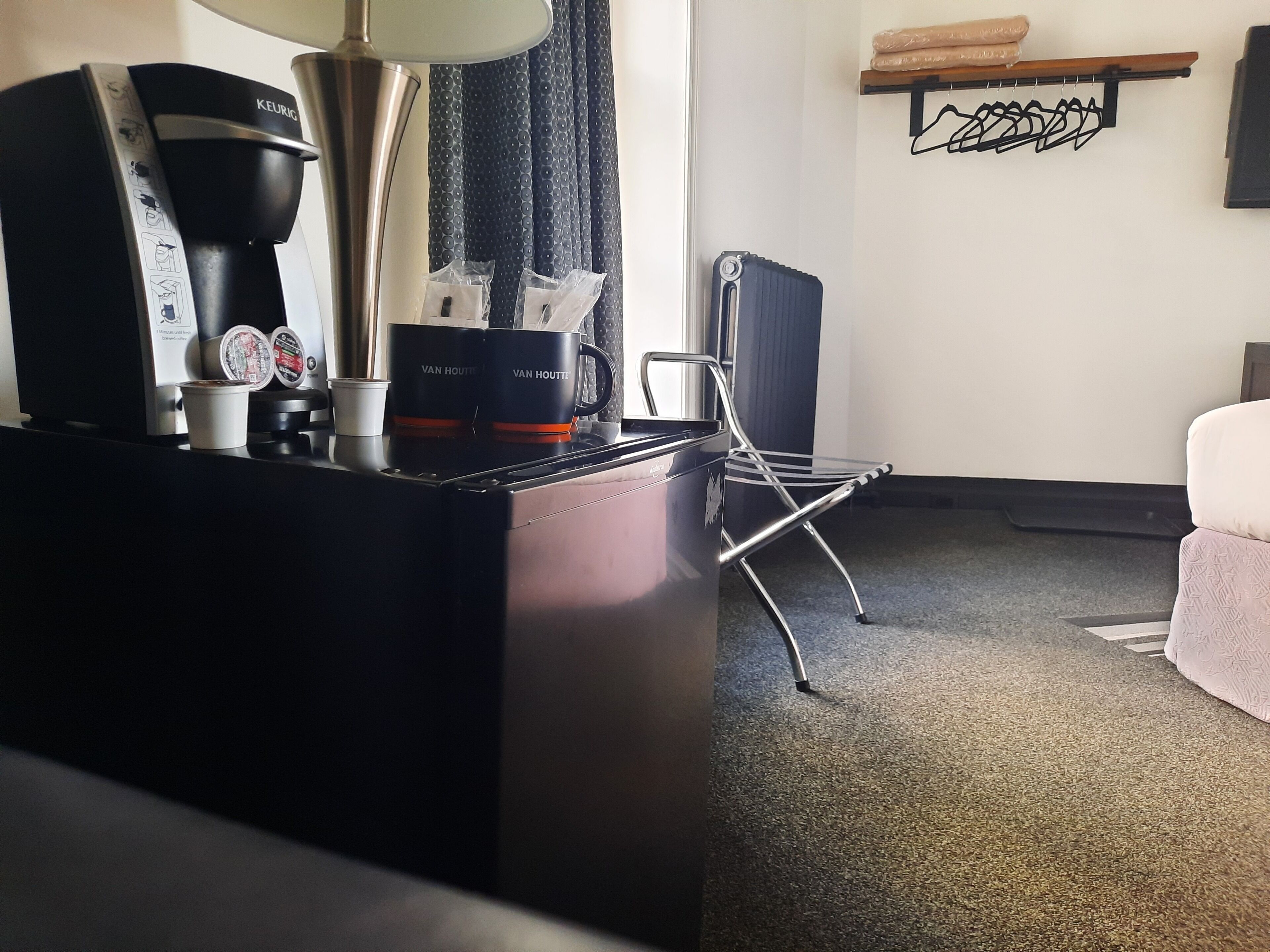 junior suite | living room | flat-screen tv